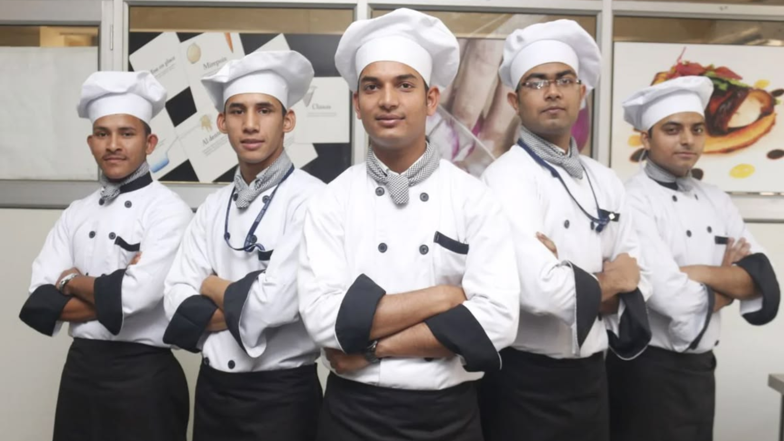 Hotel management diploma course in Delhi