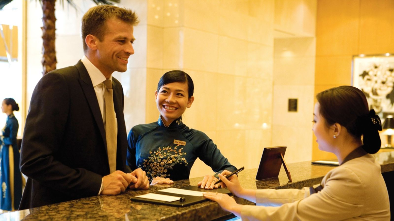 Role of AI in Hospitality Industry – Smart Hotels & Automation in Delhi NCR