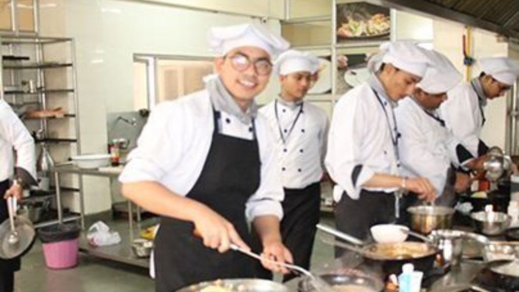 Hotel management course, East Delhi