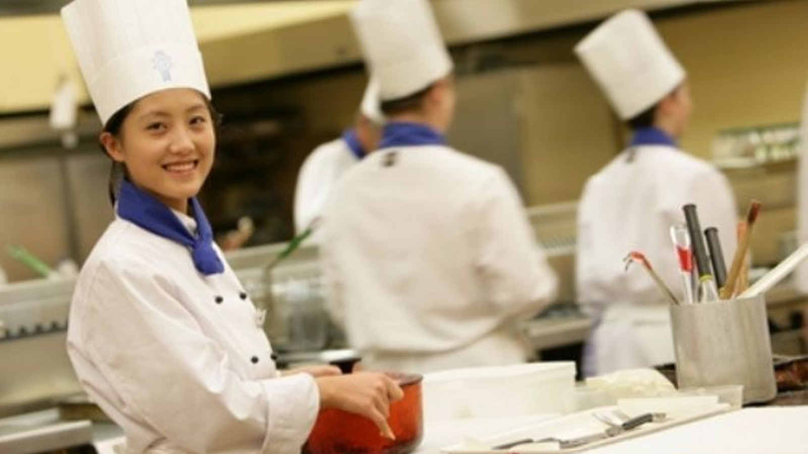 Jobs after hotel management course in NCR