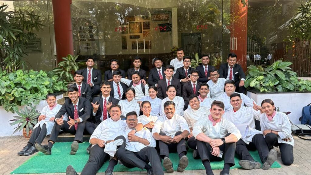 Hospitality Management vs Business Management – Best Career Path in Delhi NCR