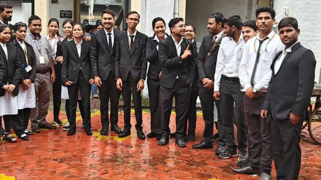 Hotel Management vs Event Management – Which Career Pays More in Delhi?