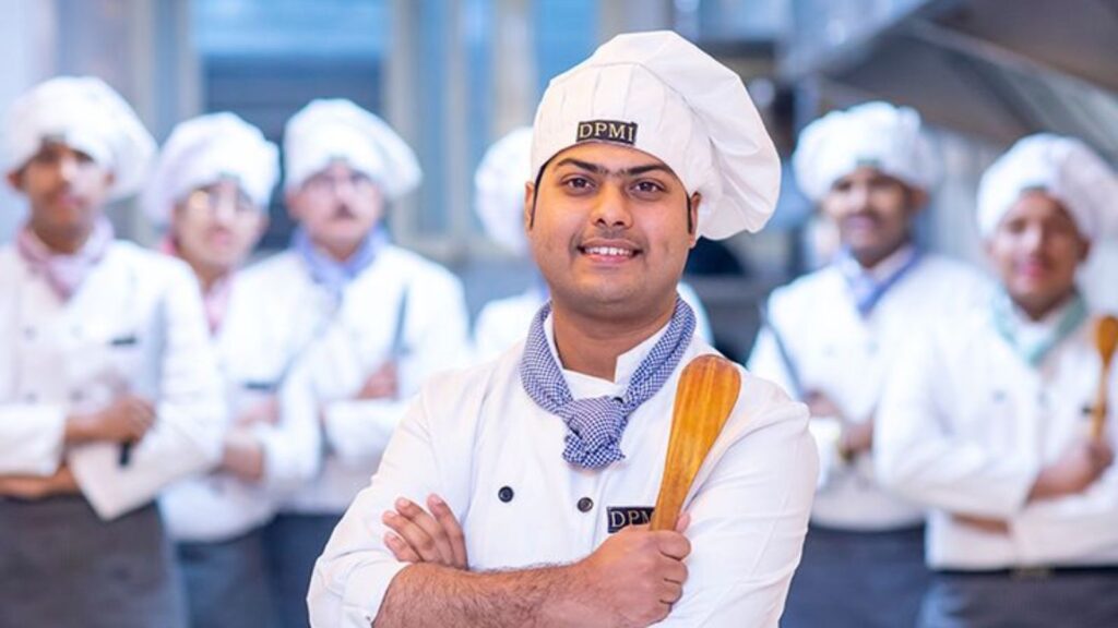 Degree vs Diploma in Hotel Management – Which is Better in Delhi?