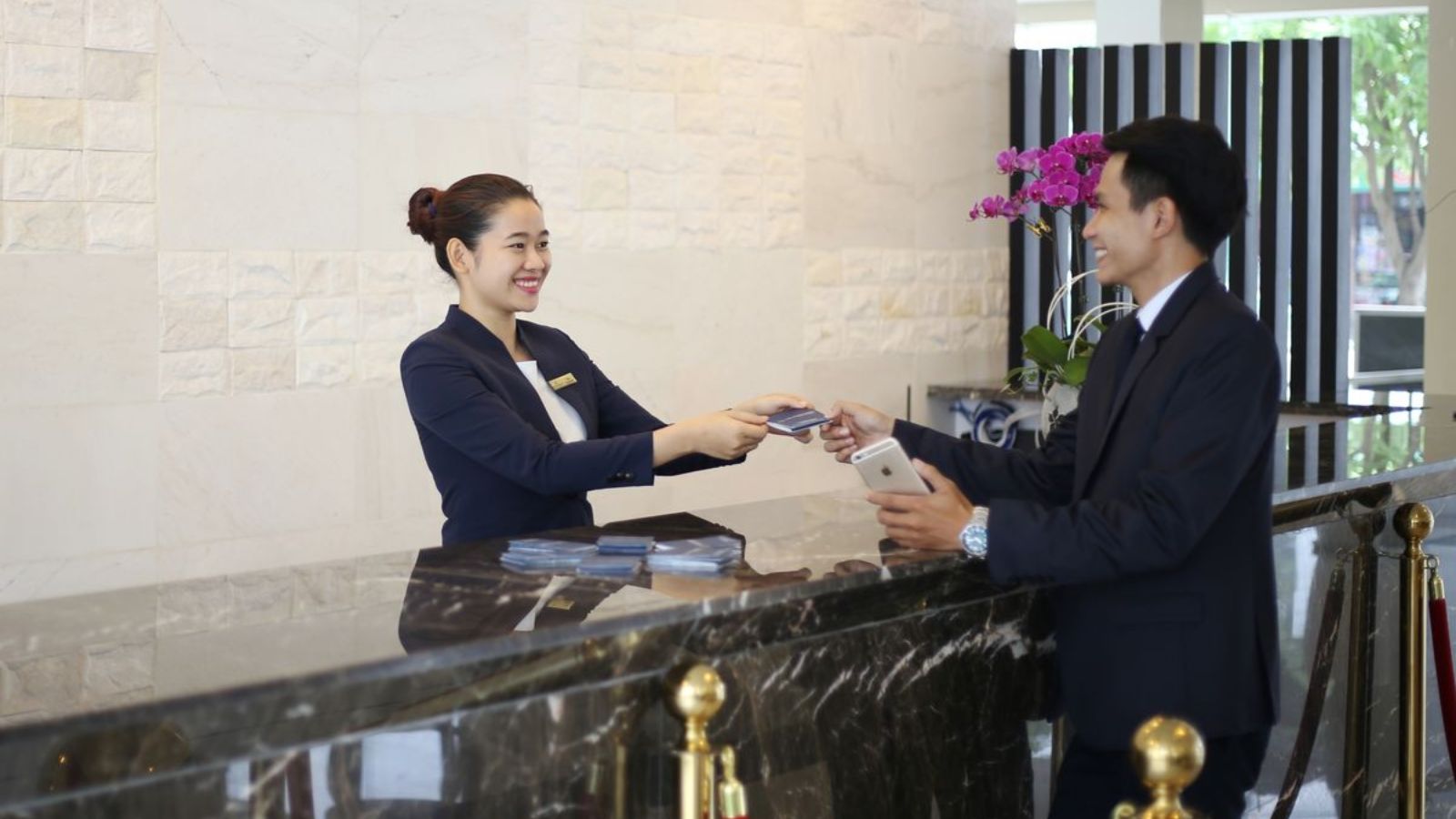 Guest Relations Executive in Luxury Hotels