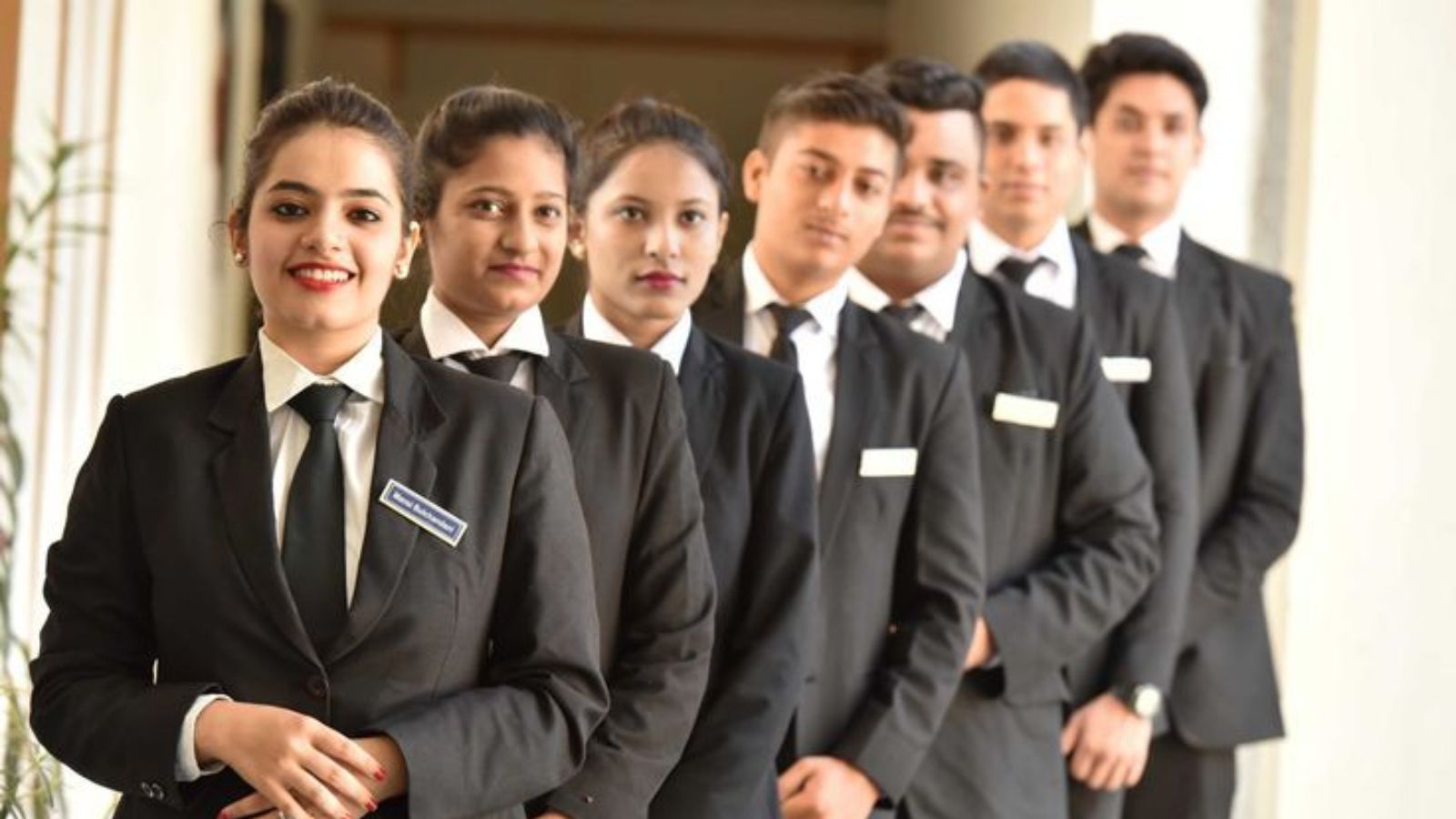 Career Opportunities in Luxury Hotels of Delhi