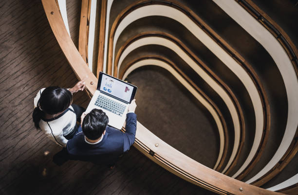 Hotel Management vs Other Professional Courses career comparison
